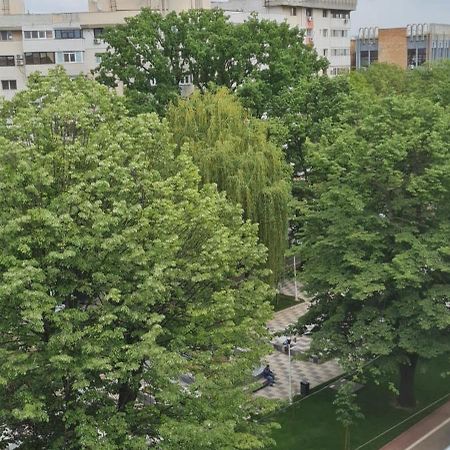 Apartament Cu 2 Camere Spatioase In Centrul Orasului - Andrei Brăila Exterior foto